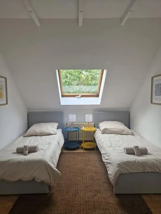 Duplex With Patio Near Exhibition Messe Apartment Cologne 0*,