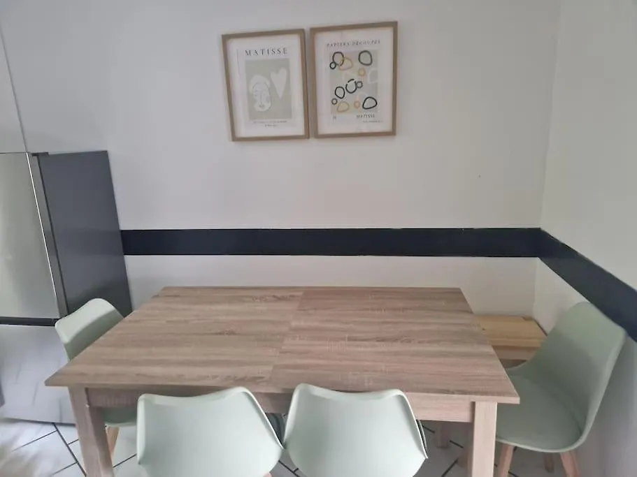 Duplex With Patio Near Exhibition Messe Apartment Cologne Germany